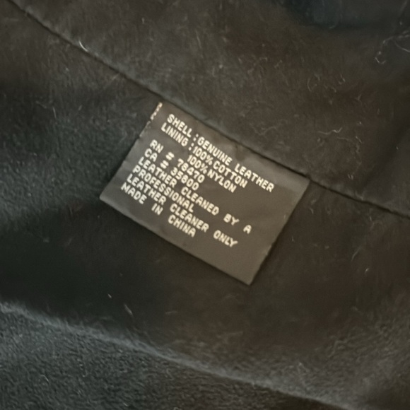 VINTAGE KENNETH COLE (New York) GENUINE LEATHER COAT. Size XL - Picture 14 of 14